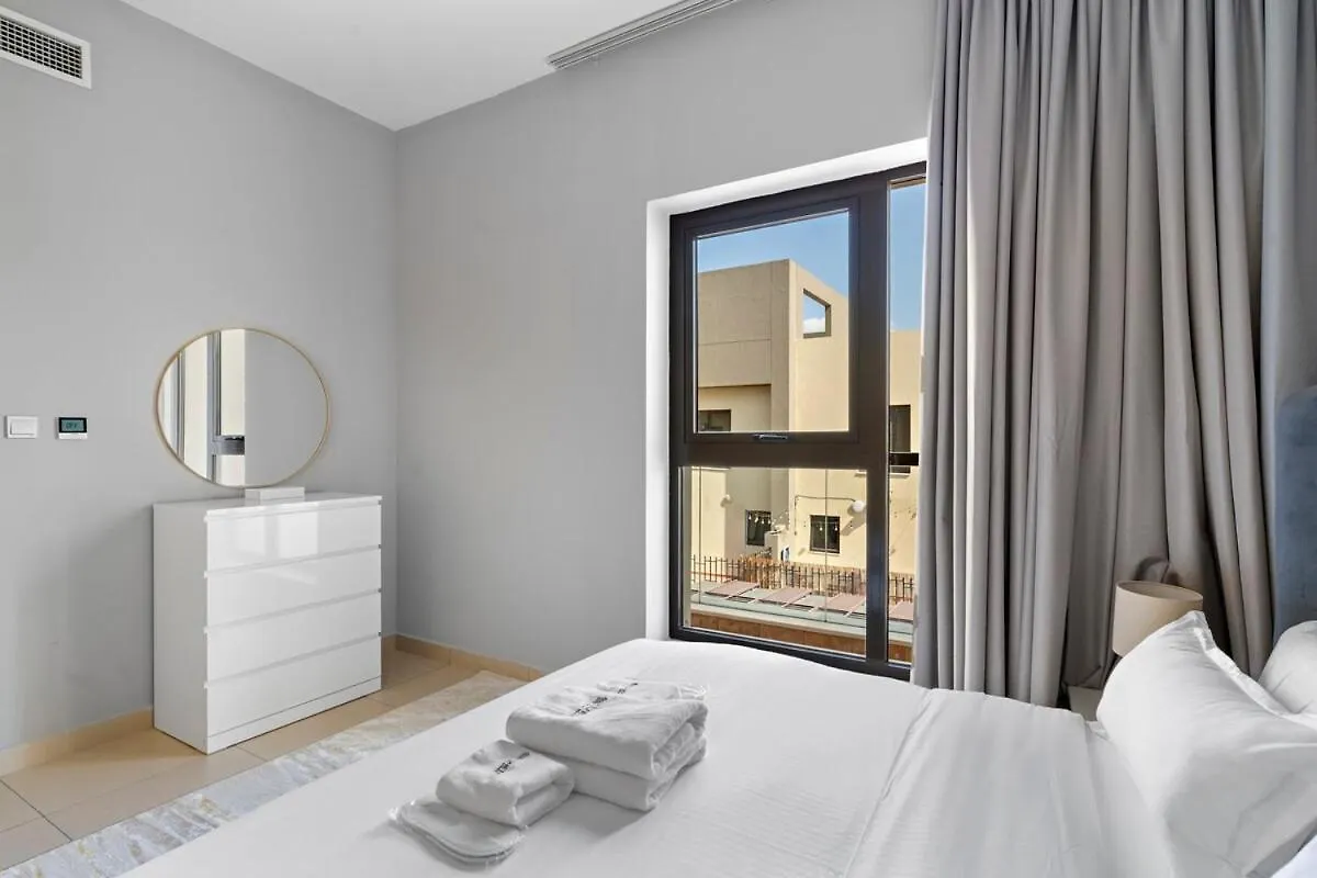 Spacious & Modern 3Br With Maids Room Townhouse At Souk Warsan F Dubai 0*,  United Arab Emirates
