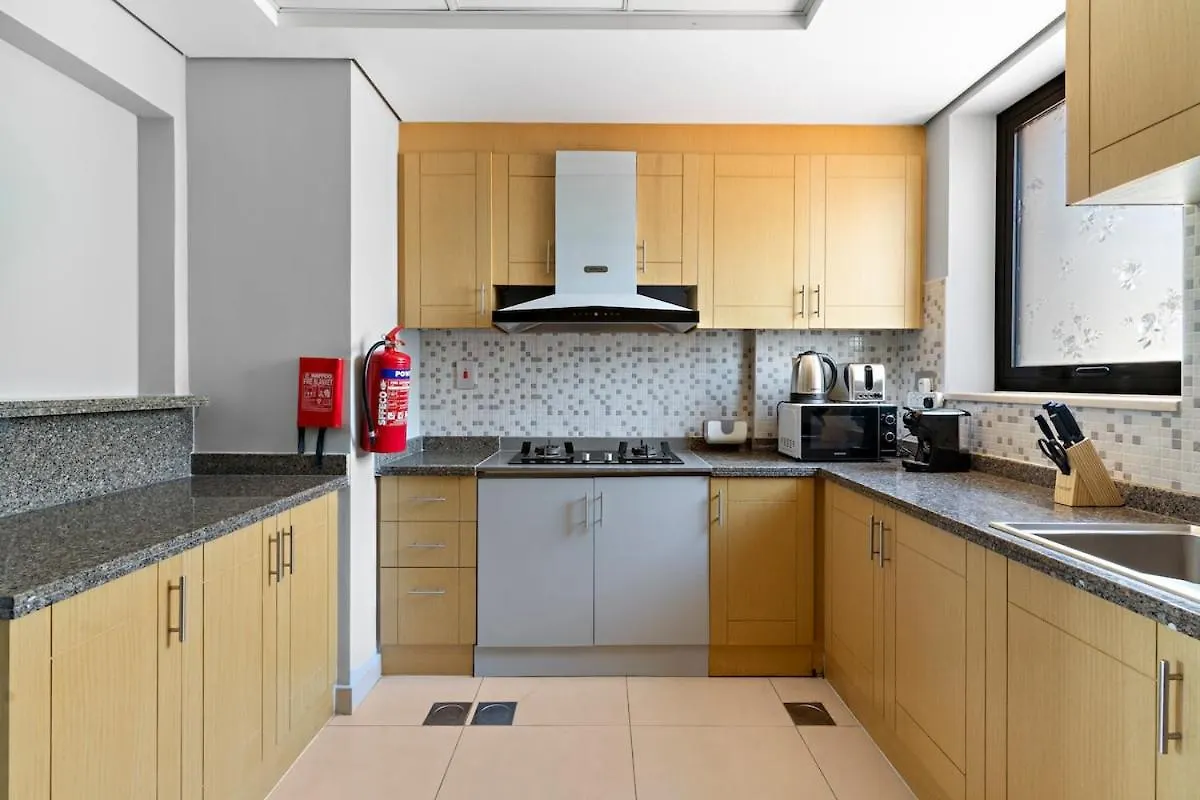Spacious & Modern 3Br With Maids Room Townhouse At Souk Warsan F Dubai 0*,  United Arab Emirates
