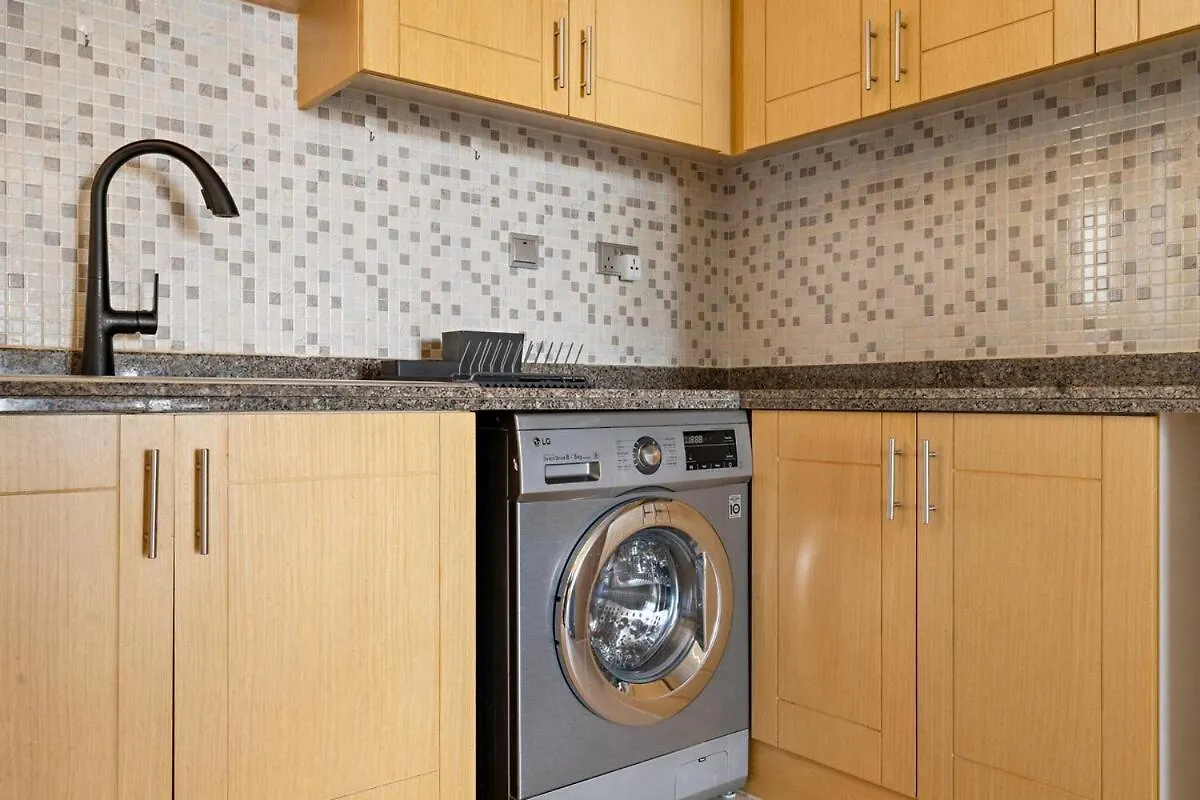 Spacious & Modern 3Br With Maids Room Townhouse At Souk Warsan F Dubai Apartment