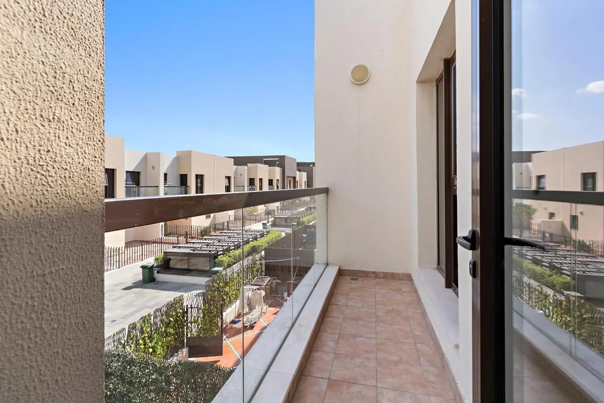 Appartamento Spacious & Modern 3Br With Maids Room Townhouse At Souk Warsan F Dubai Emirati Arabi Uniti